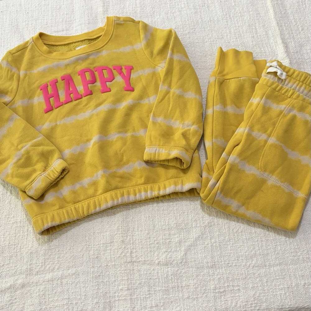 GAP Kids Yellow Tie Dye Sweatsuit Set Sweatshirt Joggers Girlsโ XS 4/5 HAPPY